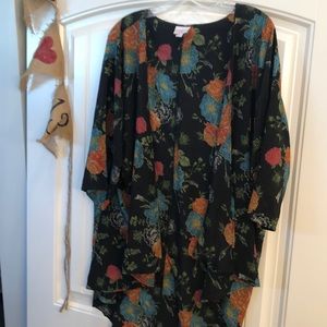 Stunning floral Lindsay by Lularoe